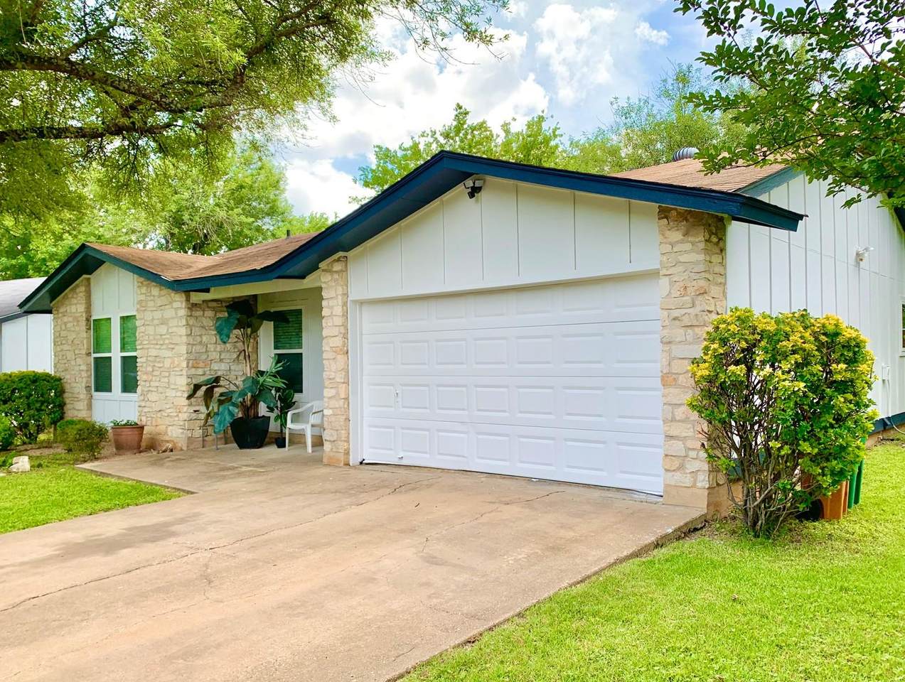 7514 Uray Dr - Photo 1