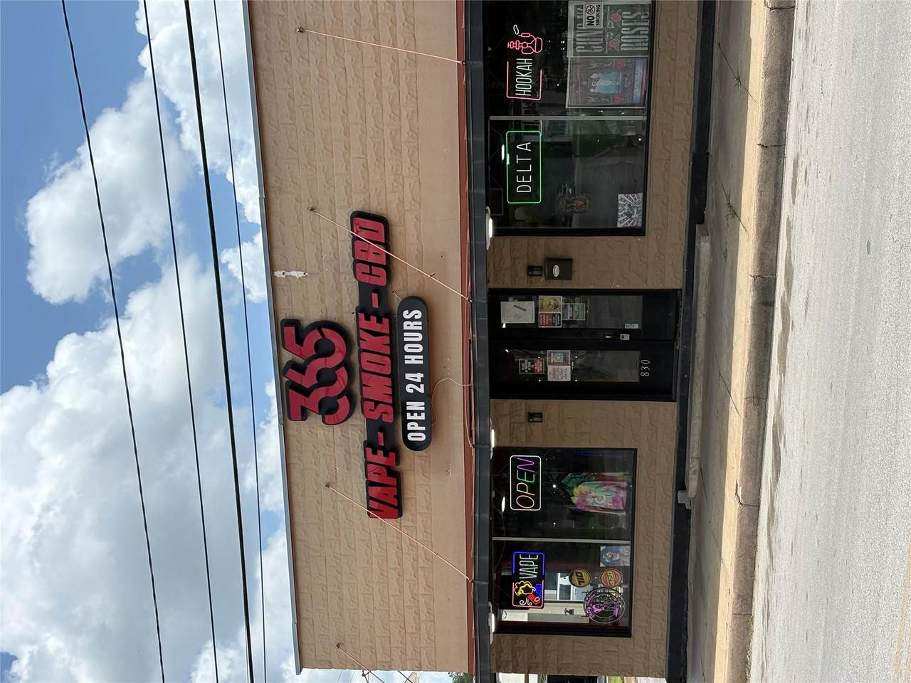 830 Saint Paul St - Photo 1