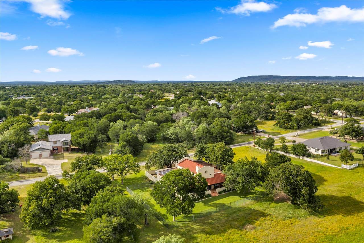 https://bt-photos.global.ssl.fastly.net/austin/1280_boomver_1_9641118-2.jpg