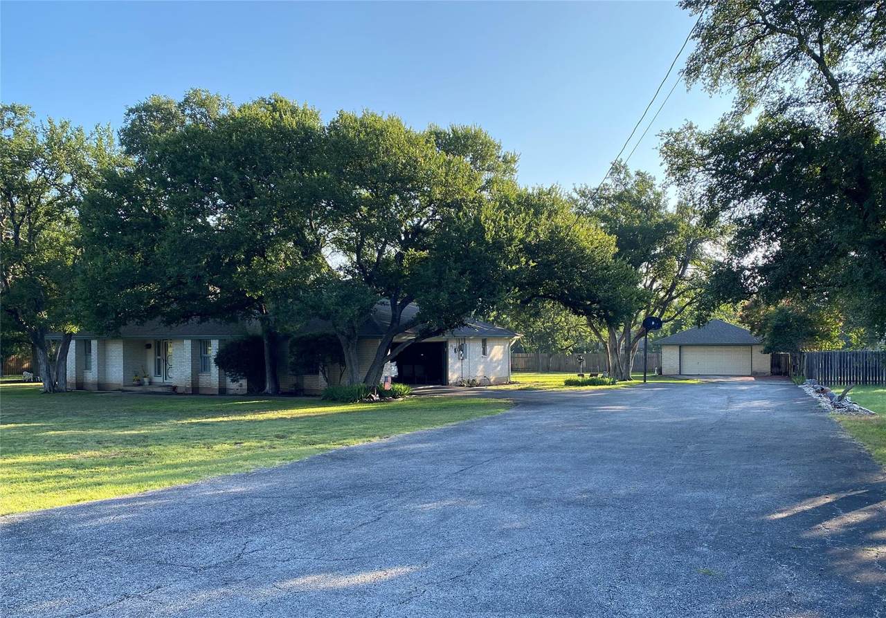 4105 Val Verde Dr - Photo 1