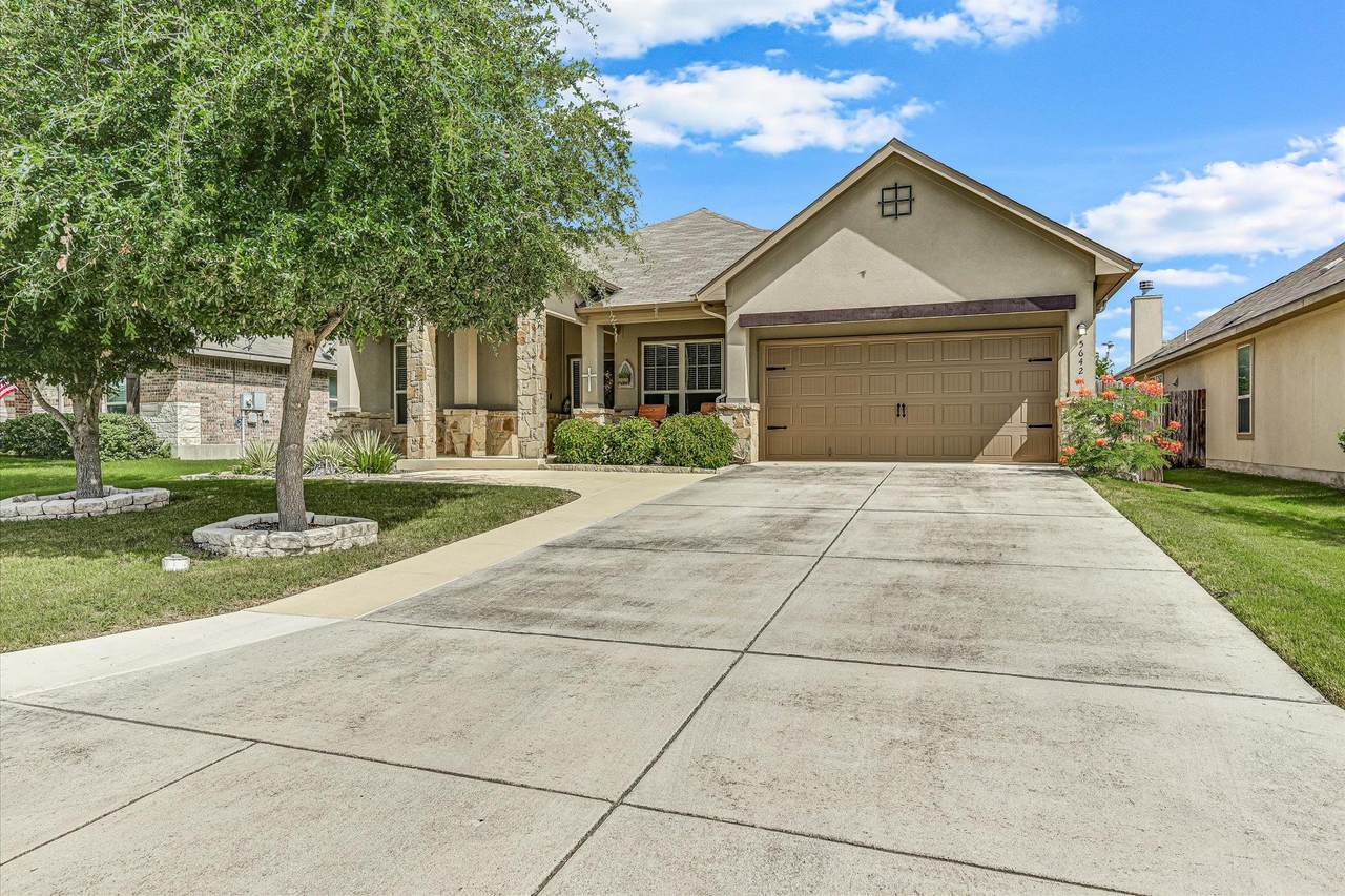 5642 Briar Knl - Photo 1