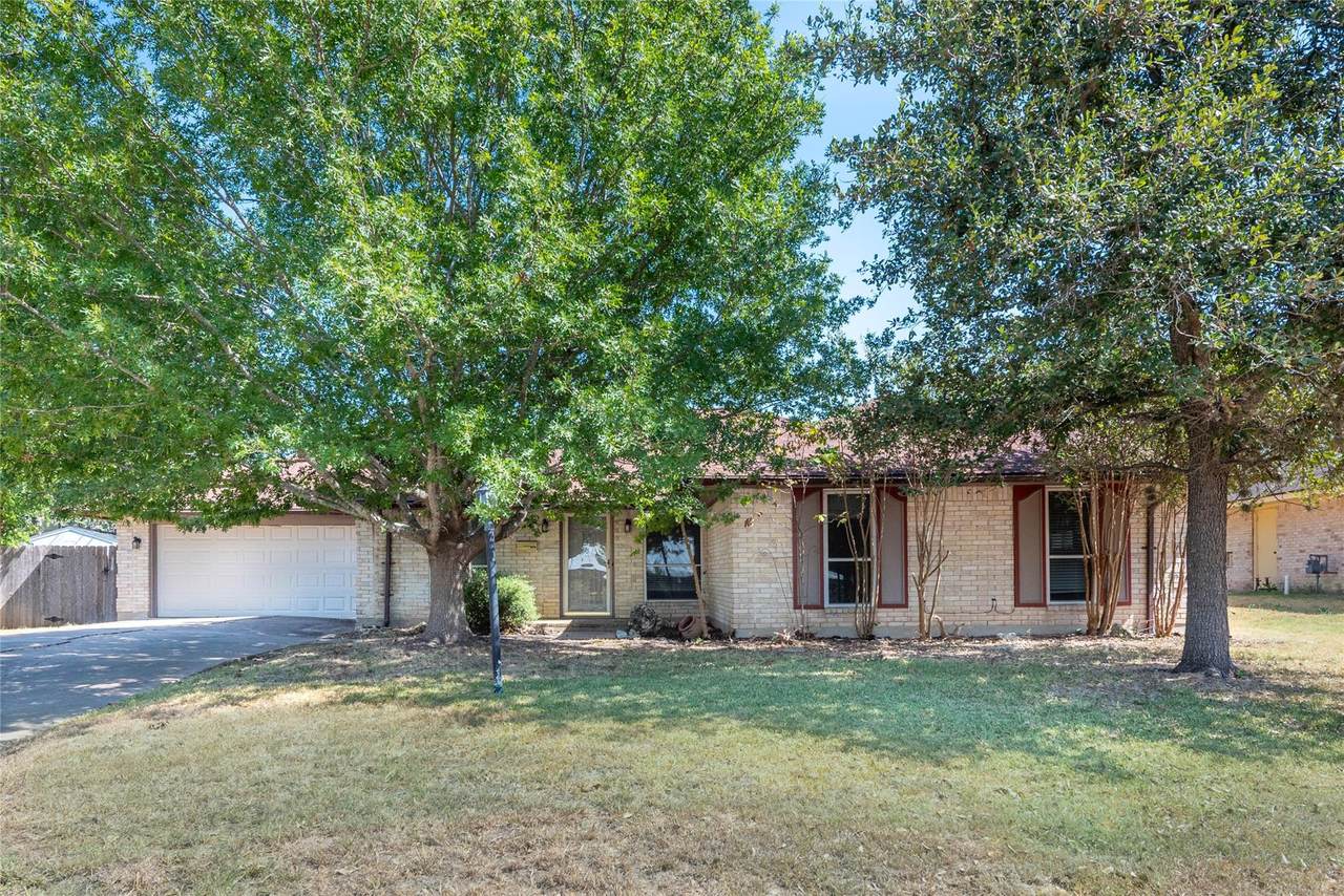 5505 Pendleton Ln - Photo 1