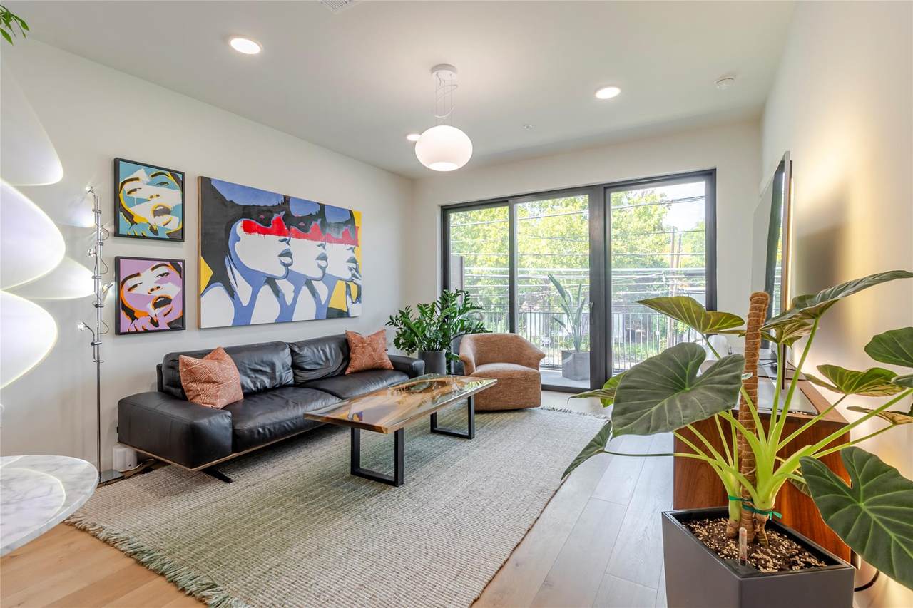 2209 1st St - Photo 1