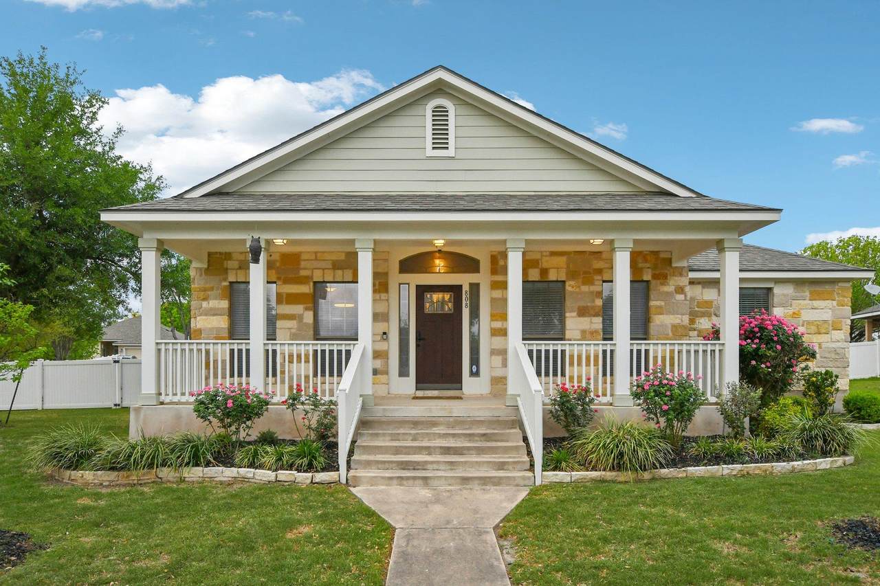 808 Great Sand Dunes Ave - Photo 1