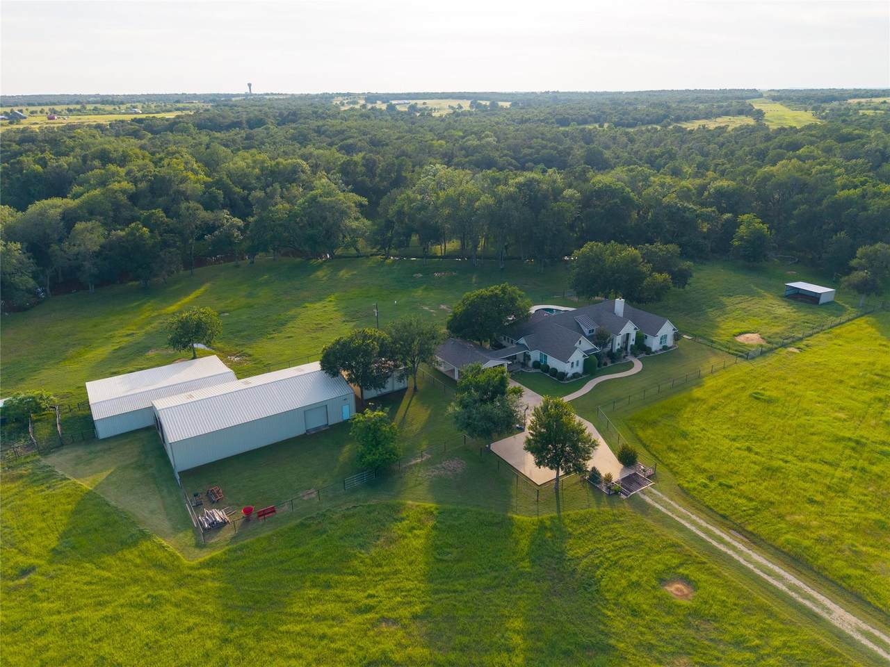 4140 County Road 467 - Photo 1