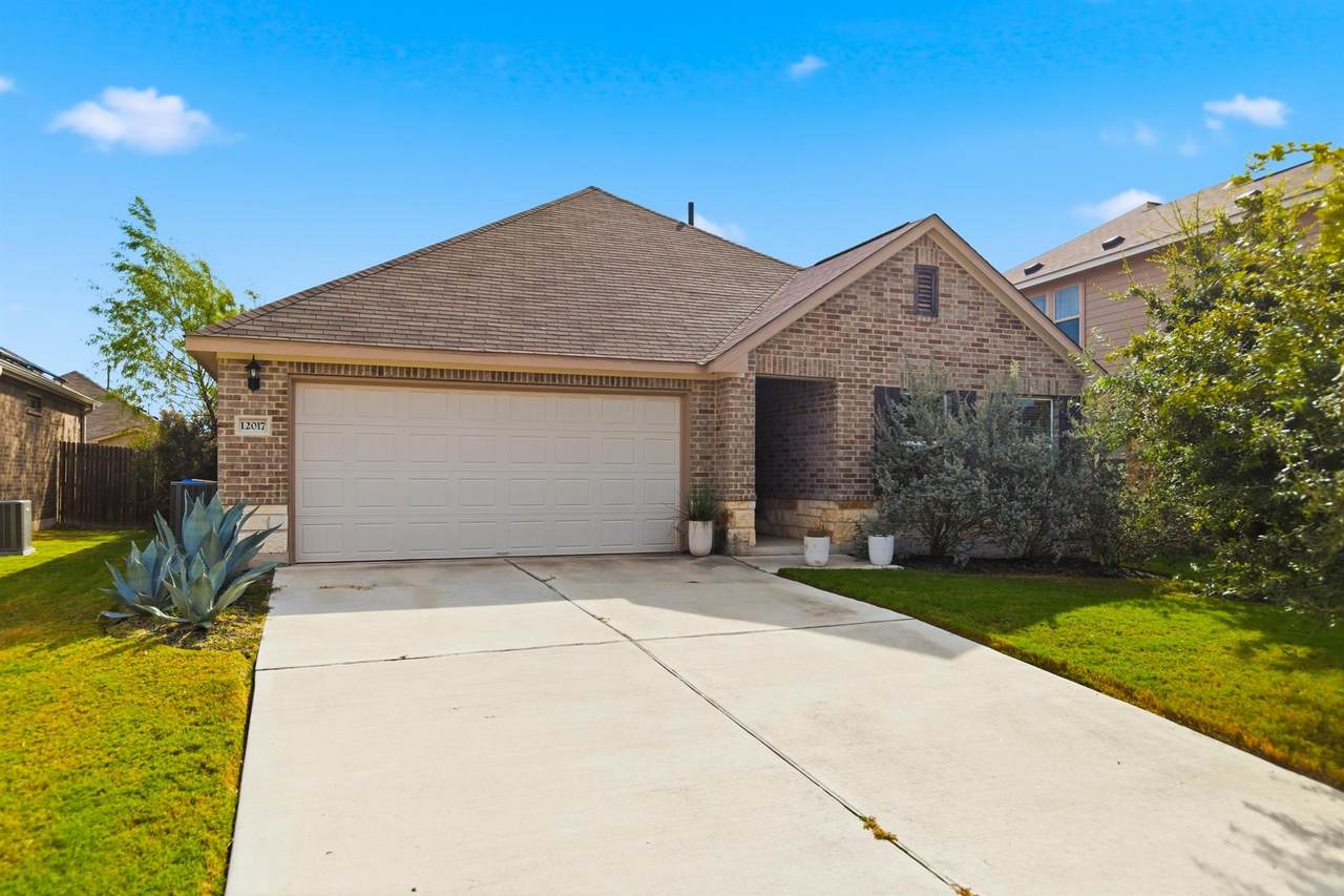 12017 Texana Trl - Photo 1