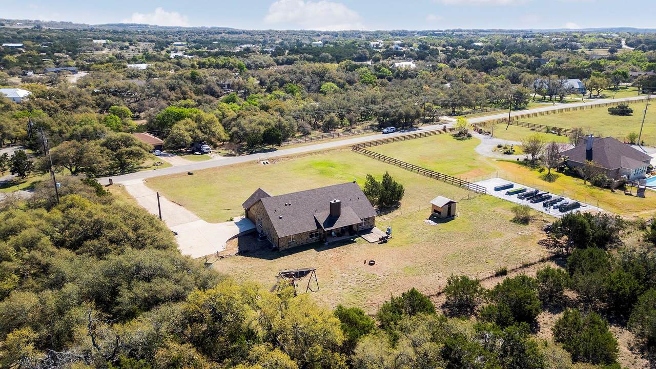 463 Beauchamp Rd - Photo 1