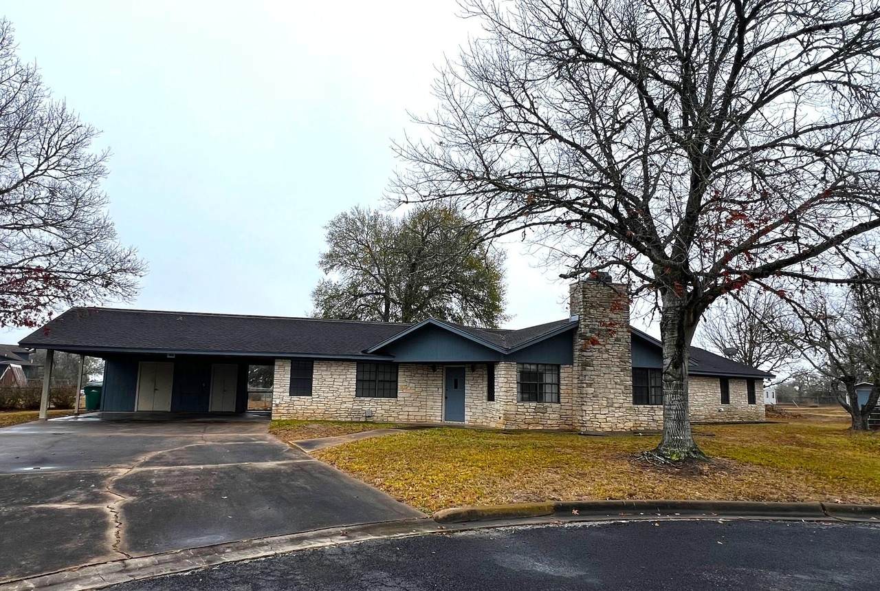 180 Steven Ct - Photo 1