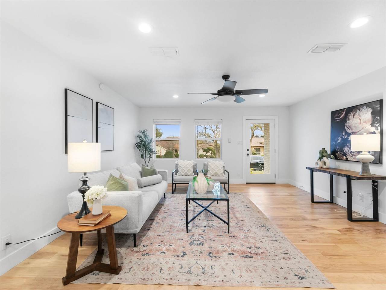 1003 Porpoise St - Photo 1