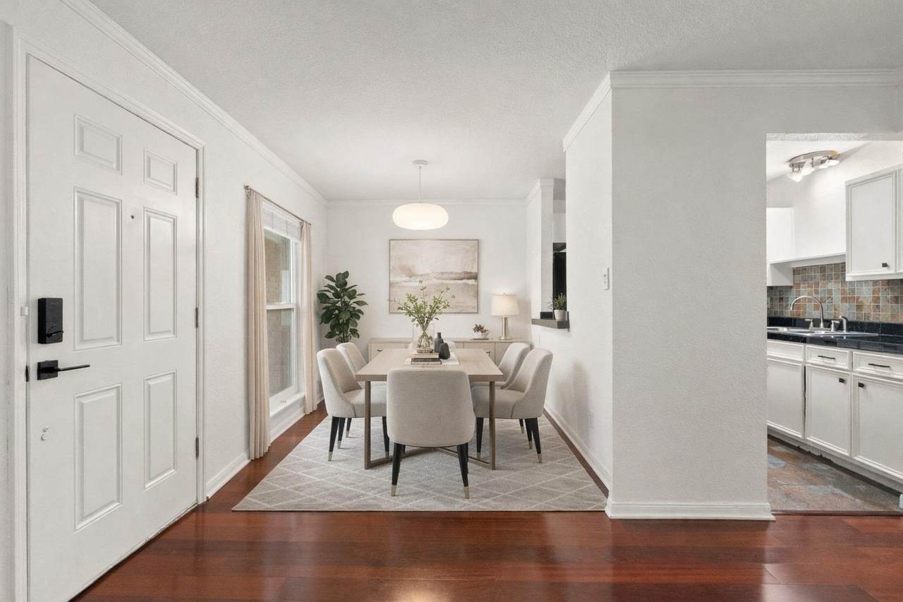 400 35th St - Photo 1