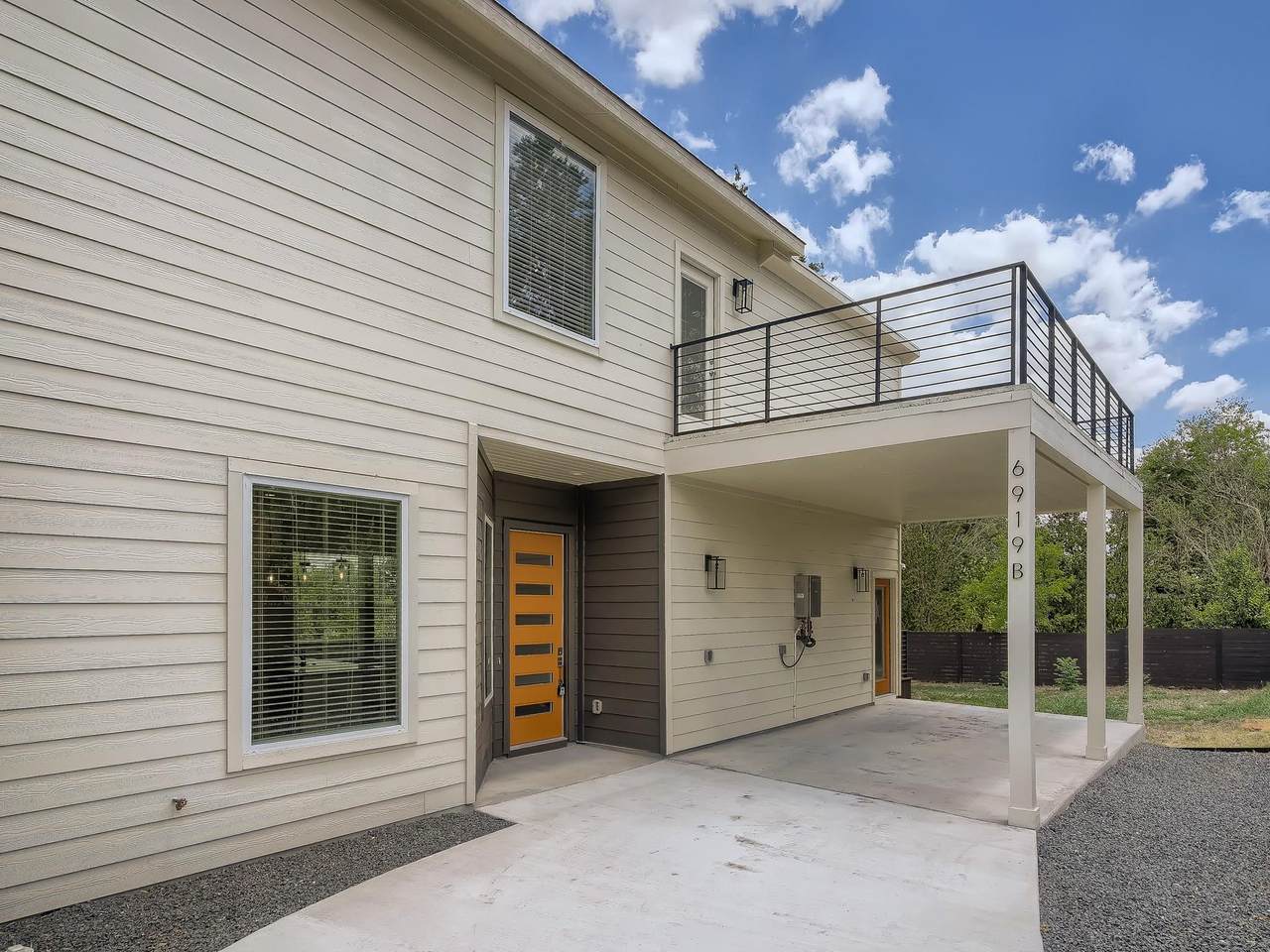 6919 Bethune Ave - Photo 1