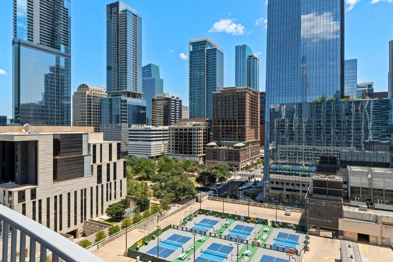 360 Nueces St - Photo 1