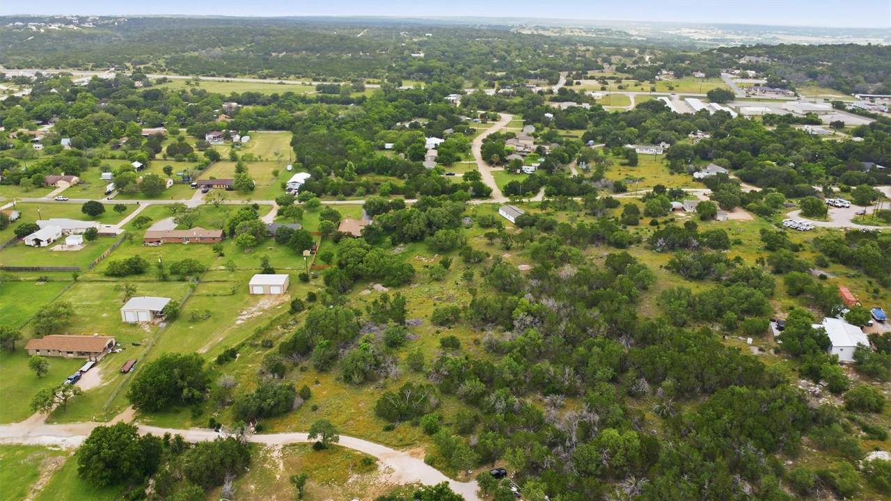 319 Sunset Dr - Photo 1