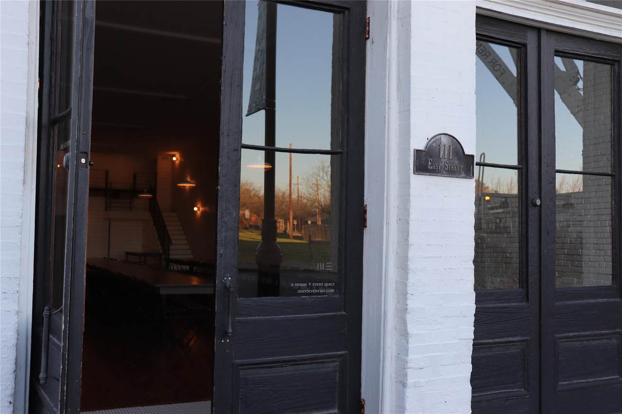 111 East St - Photo 1