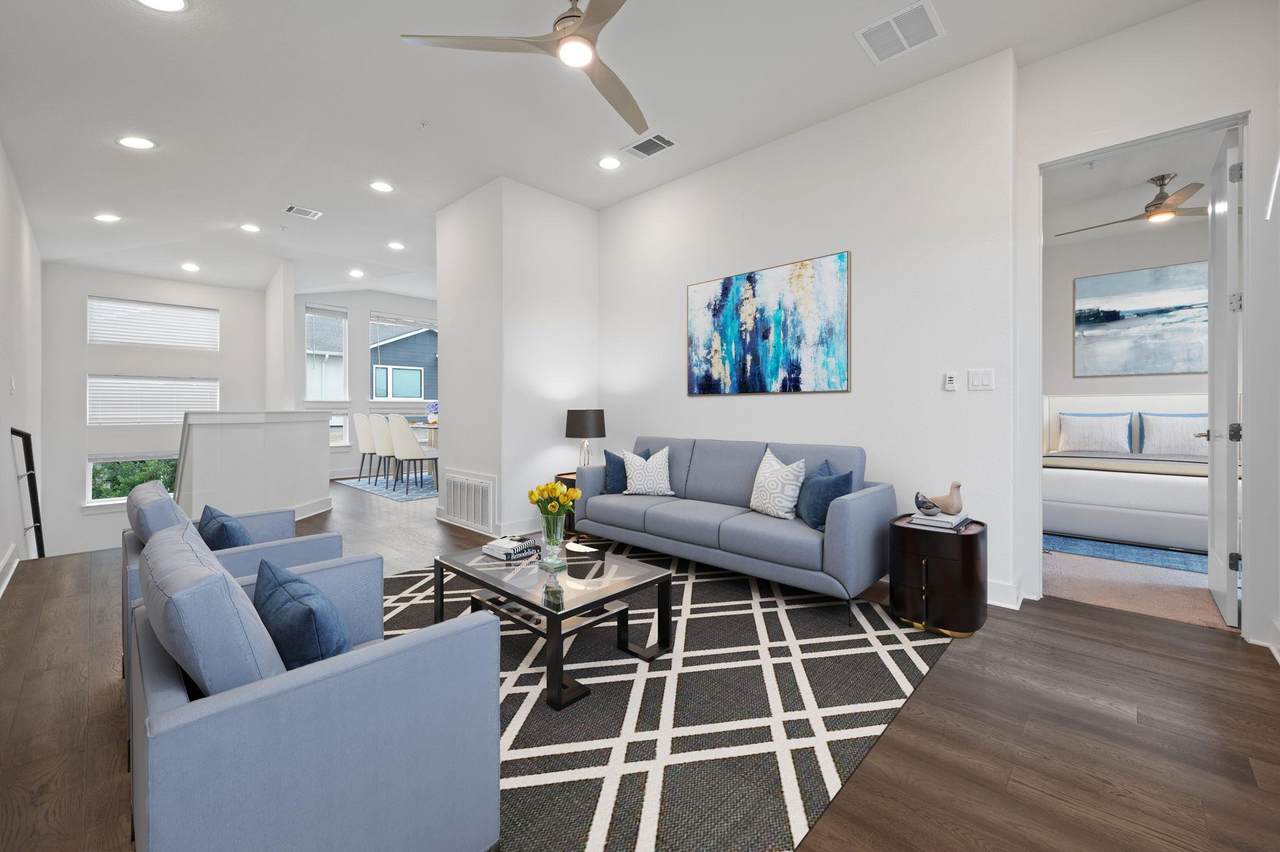 2050 Lohmans Spur Rd - Photo 1