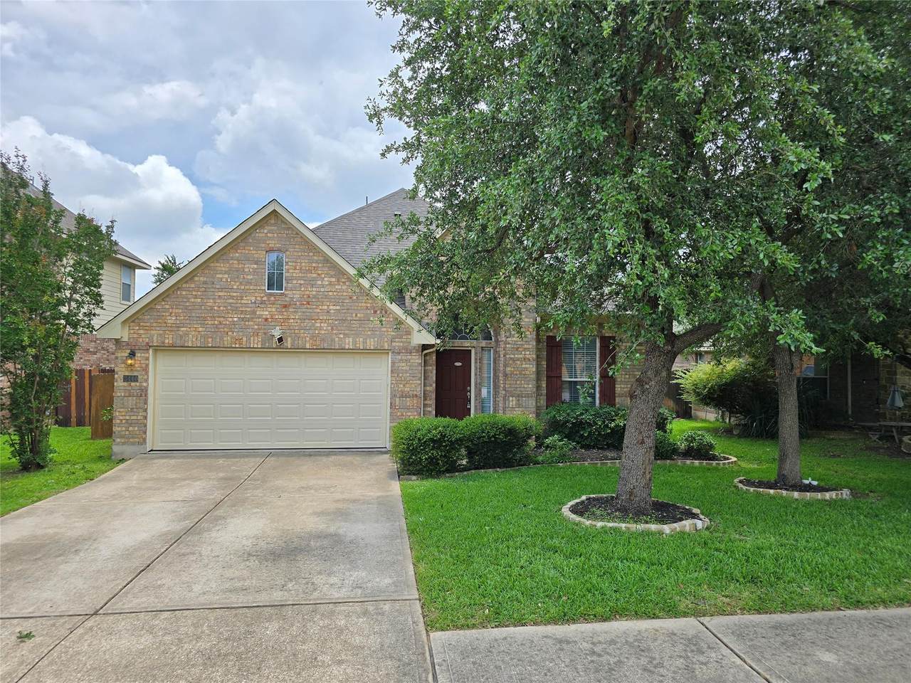 3440 Pine Needle Cir - Photo 1
