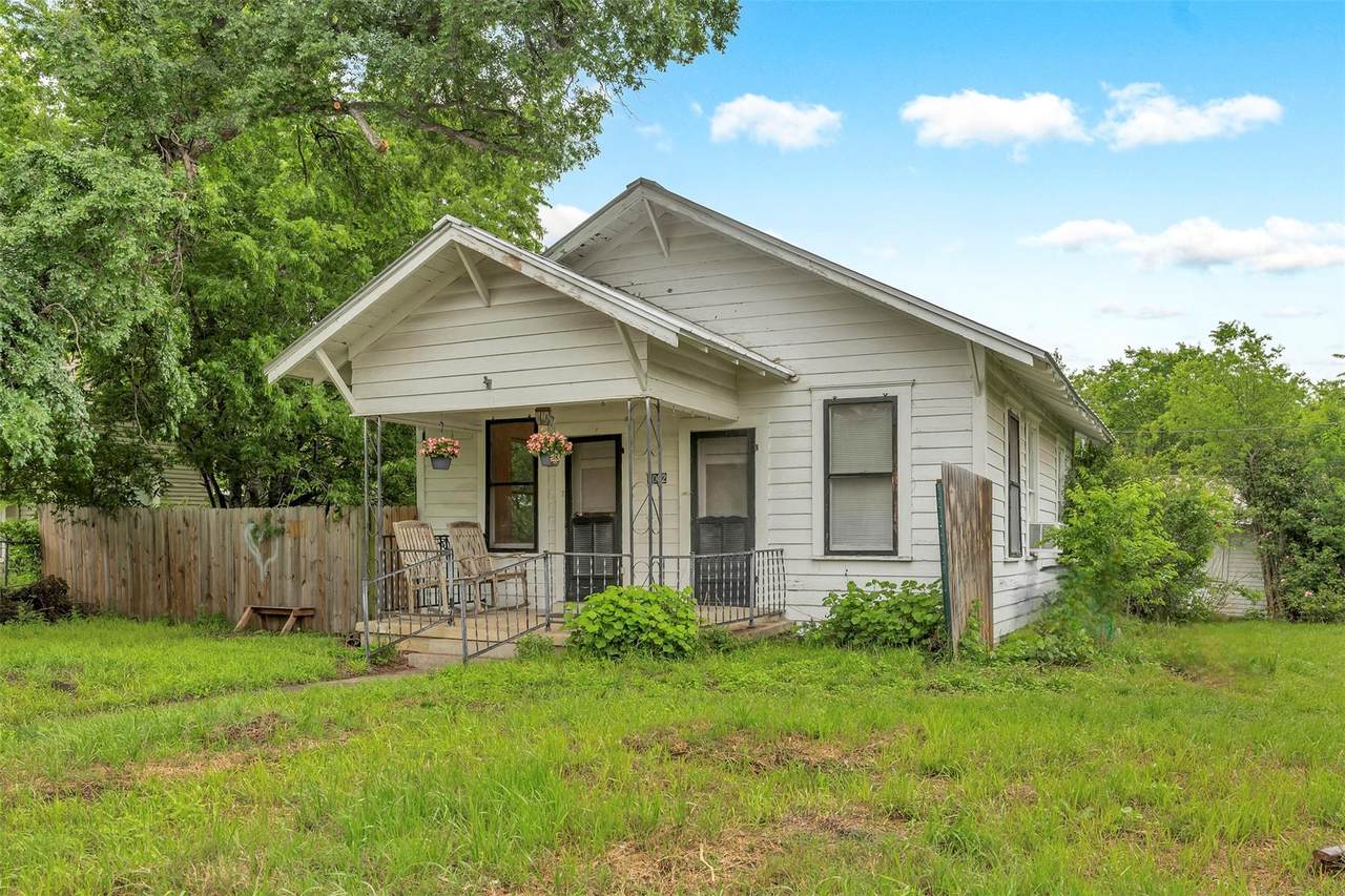 1002 Washburn St - Photo 1