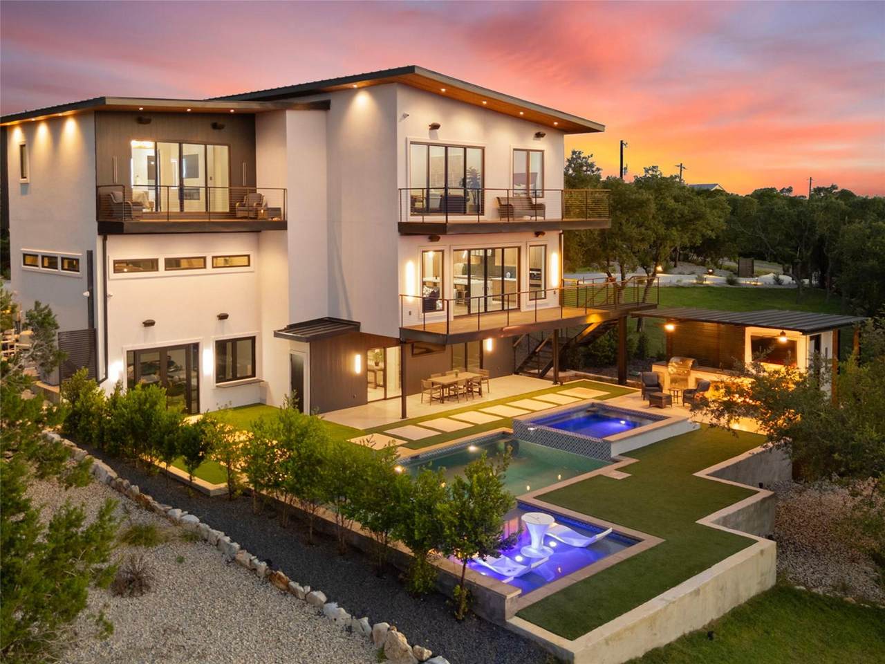 1104 Summit Ridge Dr Dr - Photo 1