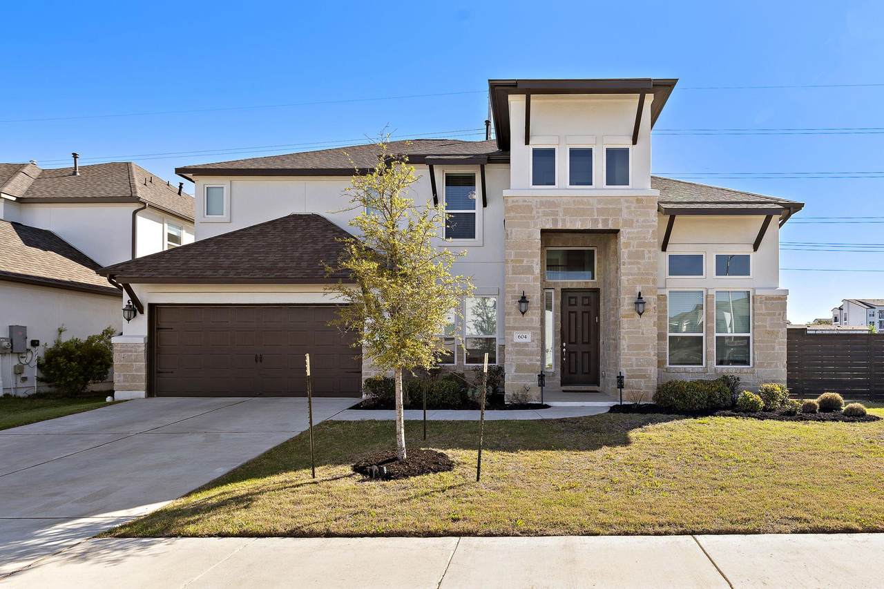 604 Spindrift Ln - Photo 1