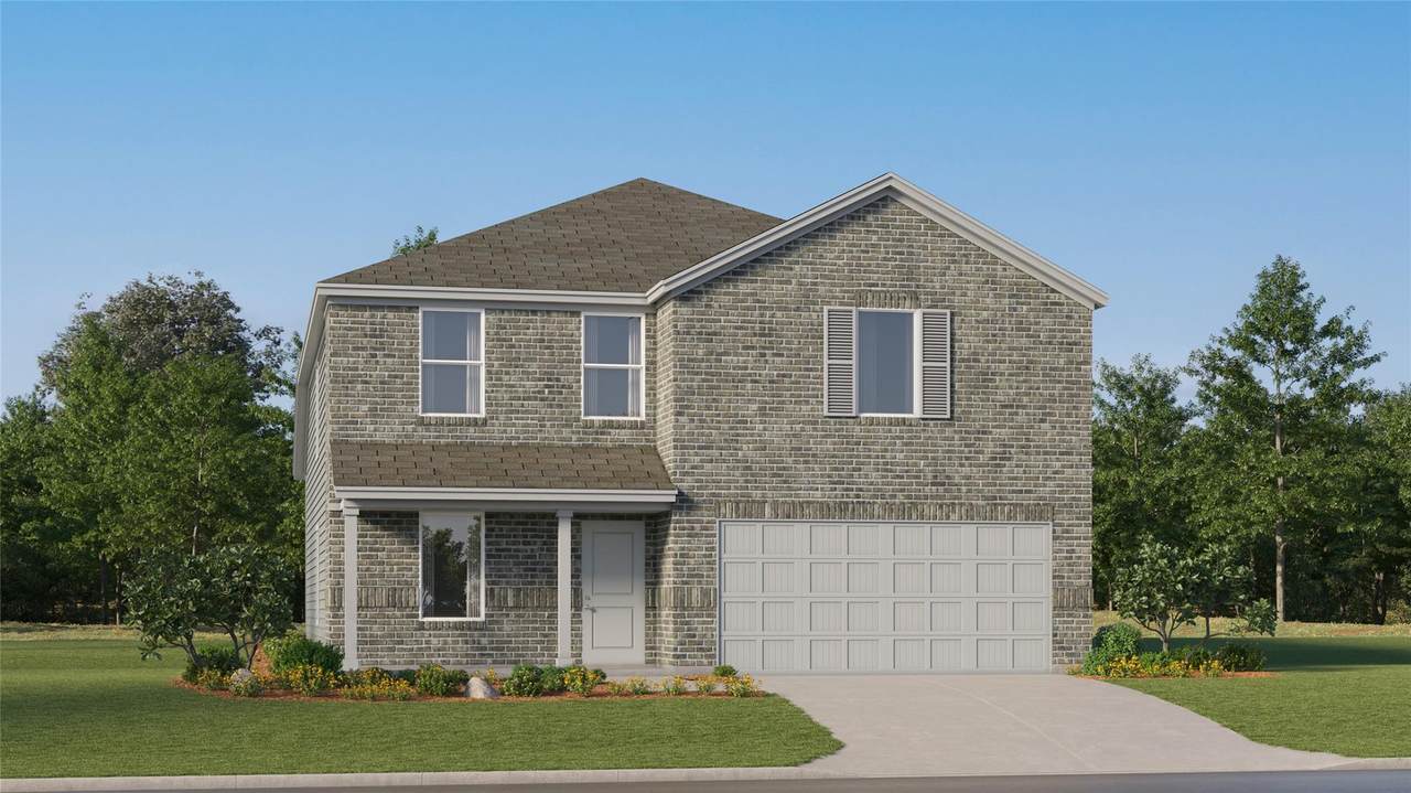 411 Dubai Ave - Photo 1