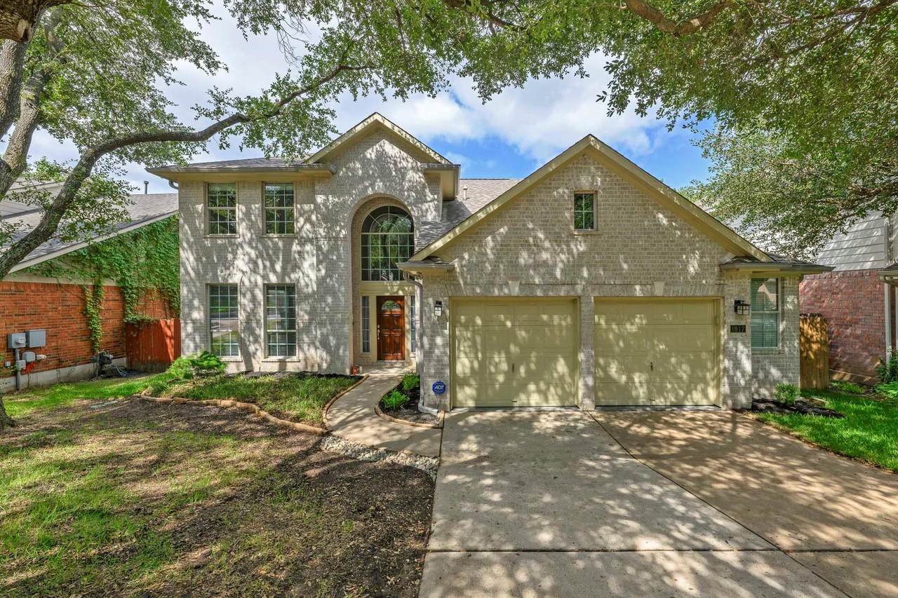 1917 Chasewood Dr - Photo 1
