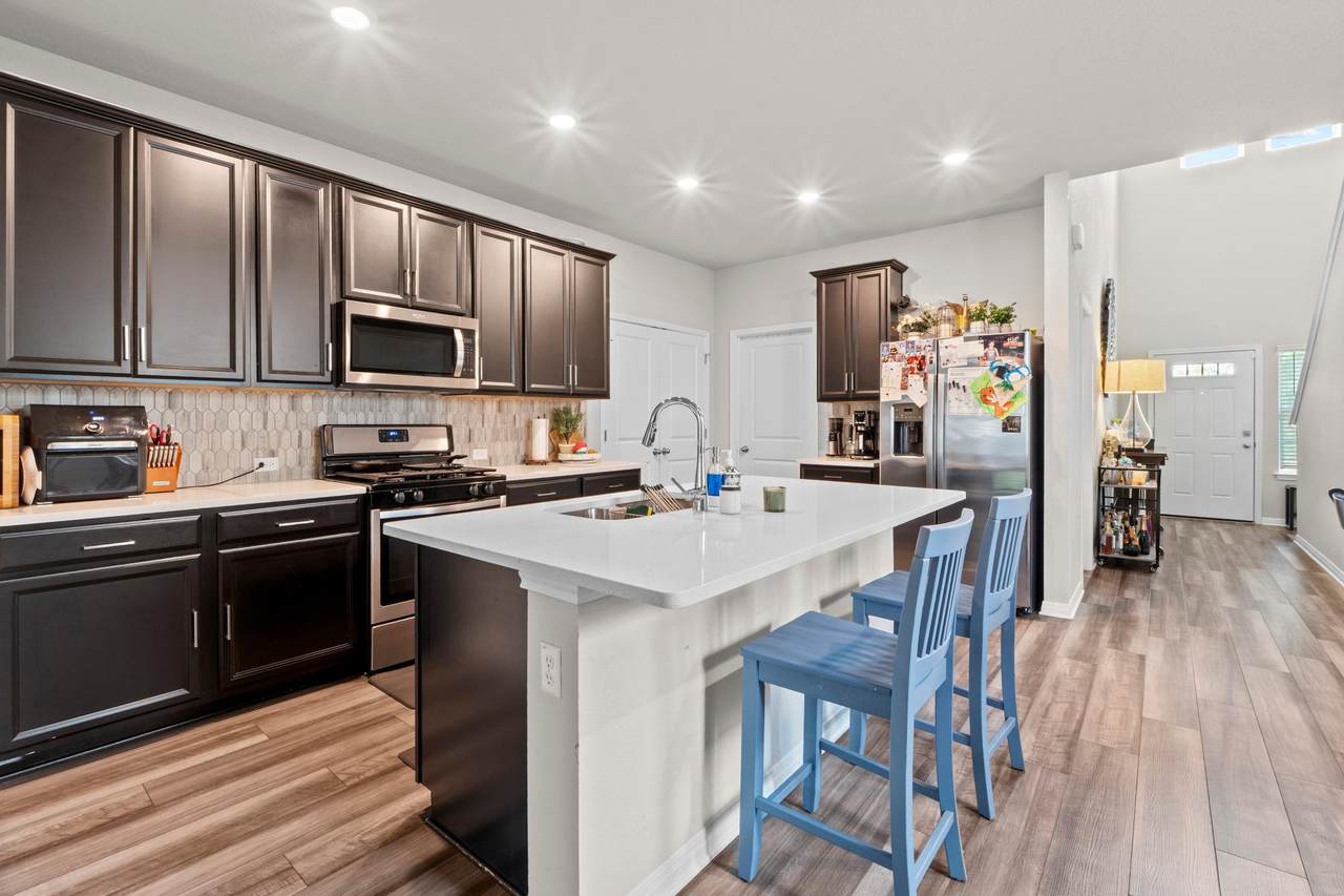 520 Longmount Cv - Photo 1