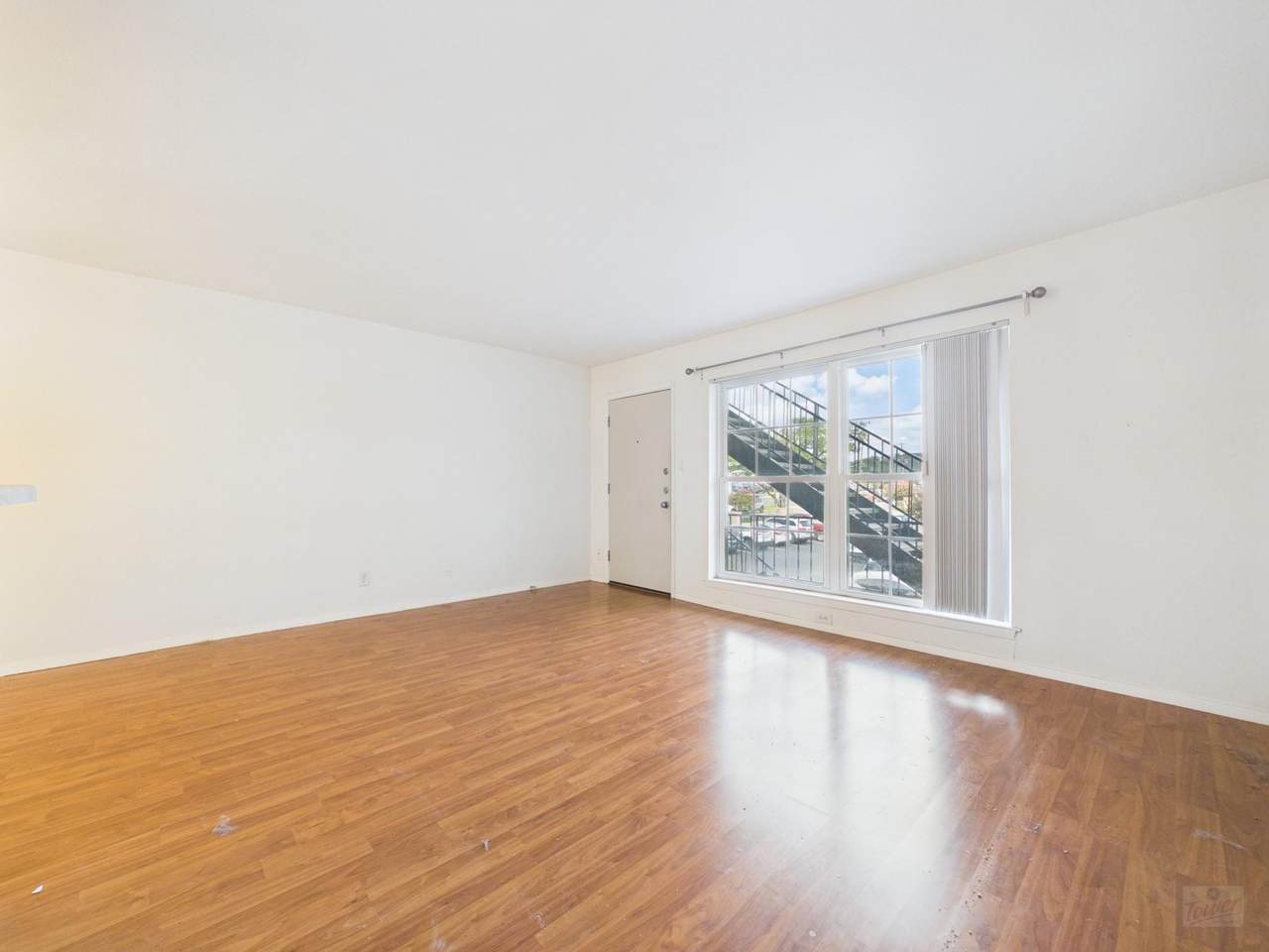 2425 Ashdale Dr - Photo 1
