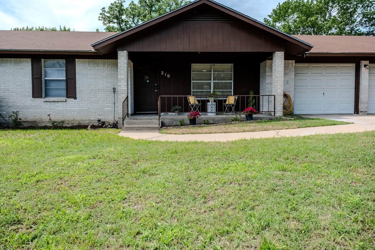 210 Loesch Dr - Photo 1