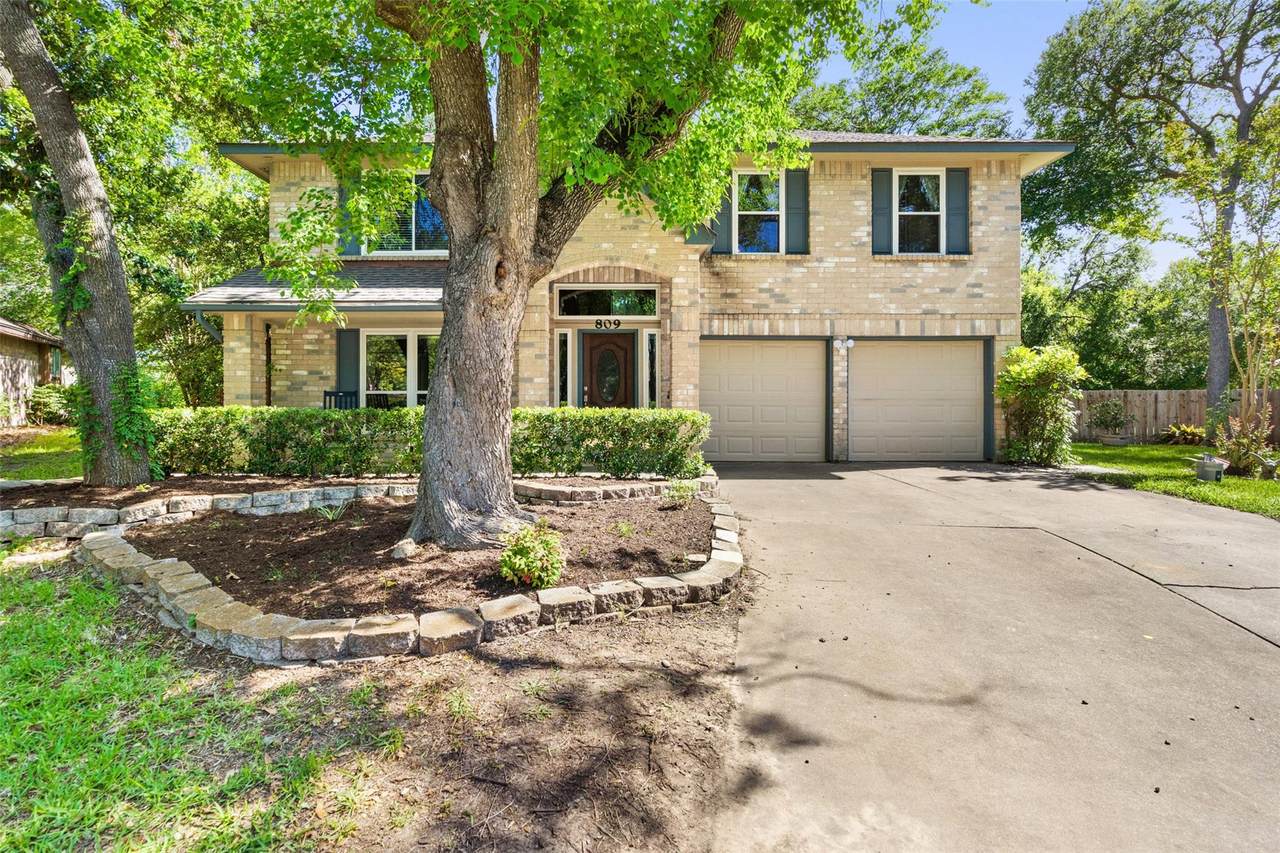 809 Setting Sun Ct - Photo 1