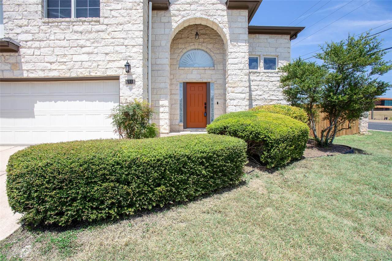 https://bt-photos.global.ssl.fastly.net/austin/1280_boomver_2_1374068-2.jpg