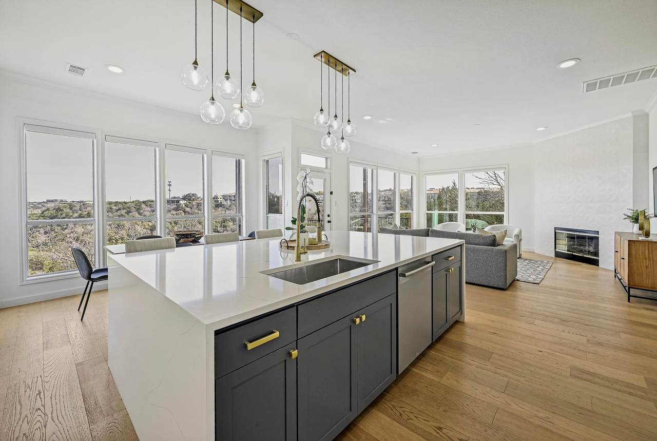 5000 Valburn Ct - Photo 1