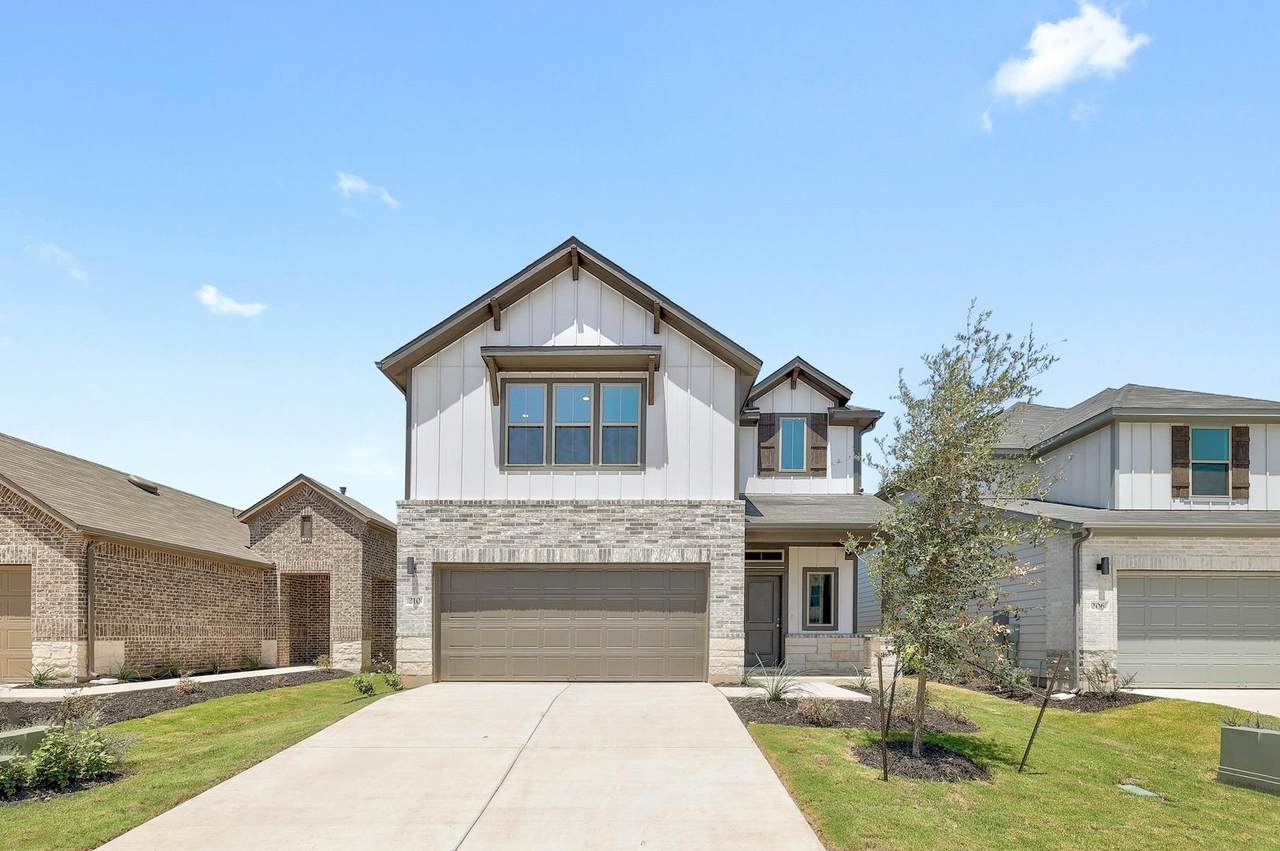 210 Hornet St - Photo 1