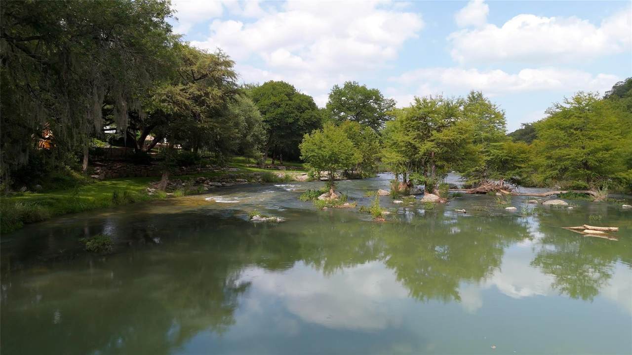 https://bt-photos.global.ssl.fastly.net/austin/1280_boomver_2_1648785-2.jpg