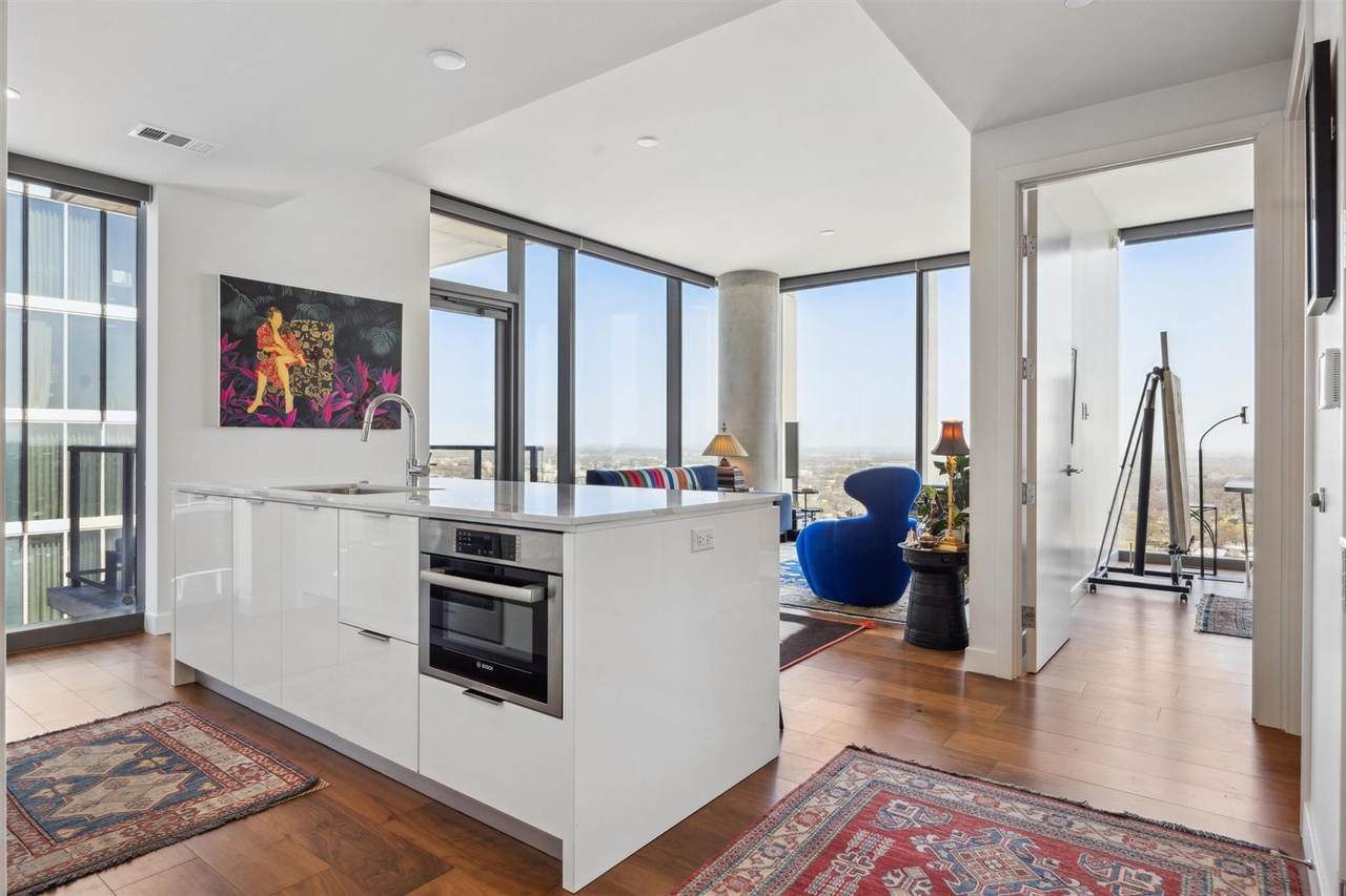 44 East Ave - Photo 1