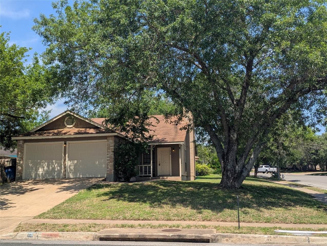 8510 Palace Pkwy - Photo 1