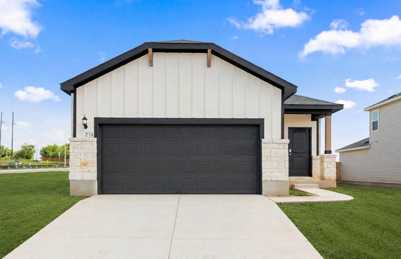 210 Golden Bell Way - Photo 1