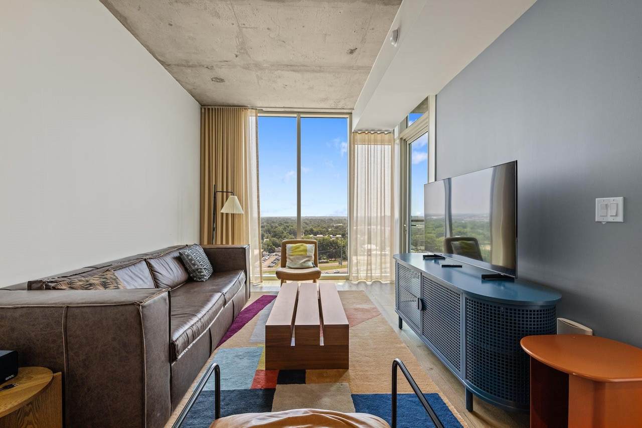 48 East Ave - Photo 1