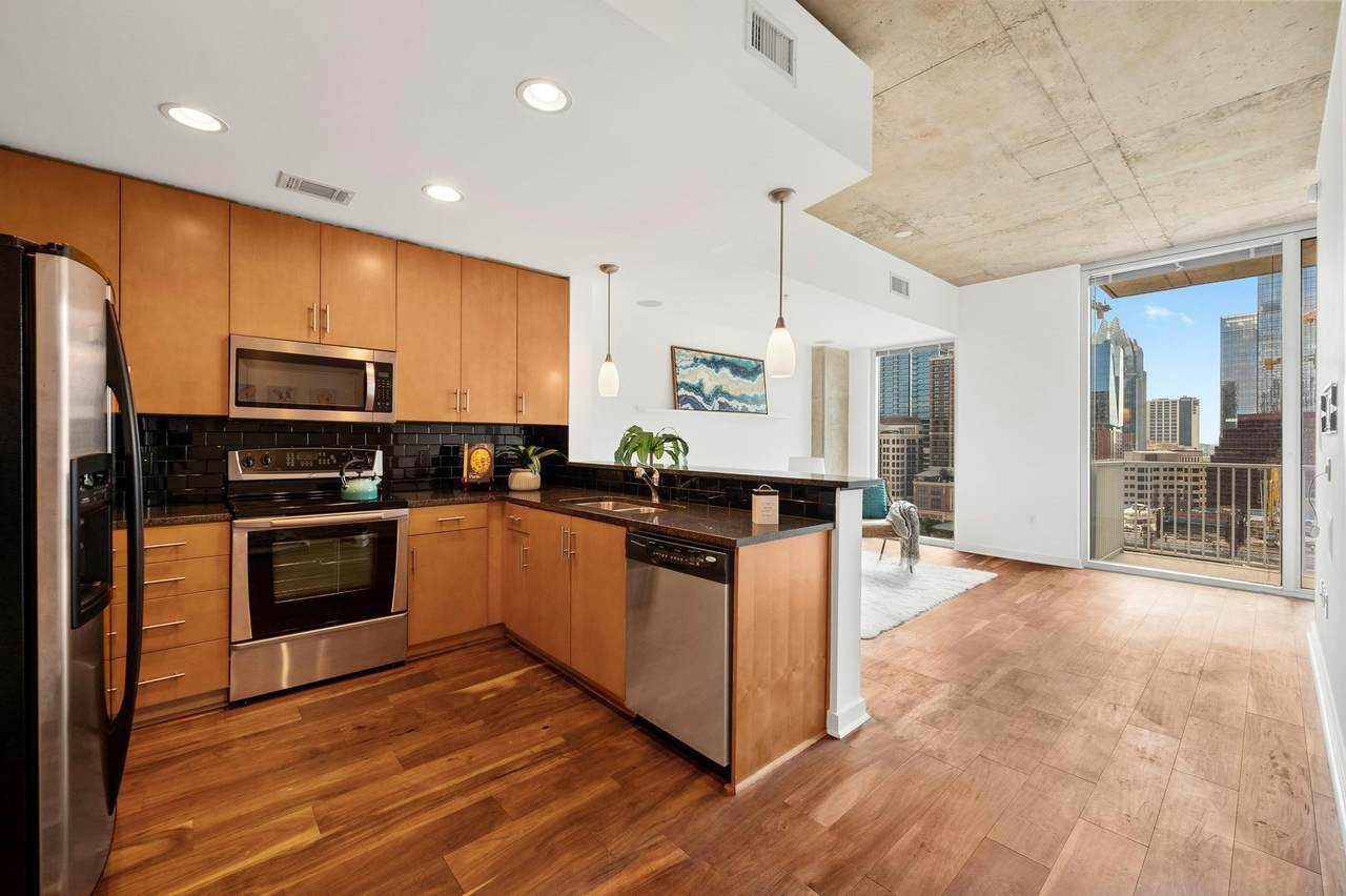360 Nueces St - Photo 1