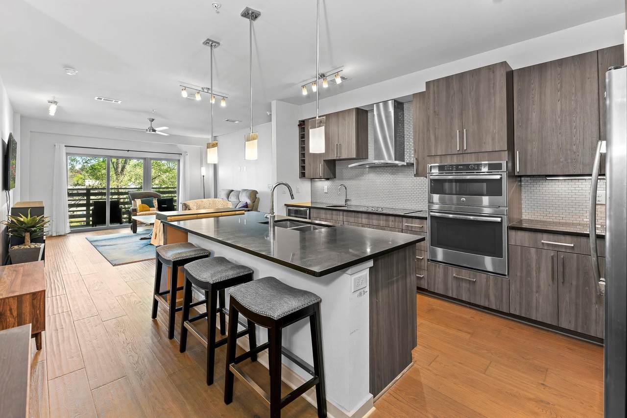 3600 Lamar Blvd - Photo 1