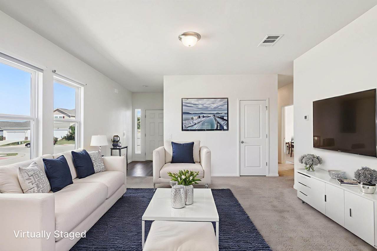 19420 Cloudy Bay Dr - Photo 1