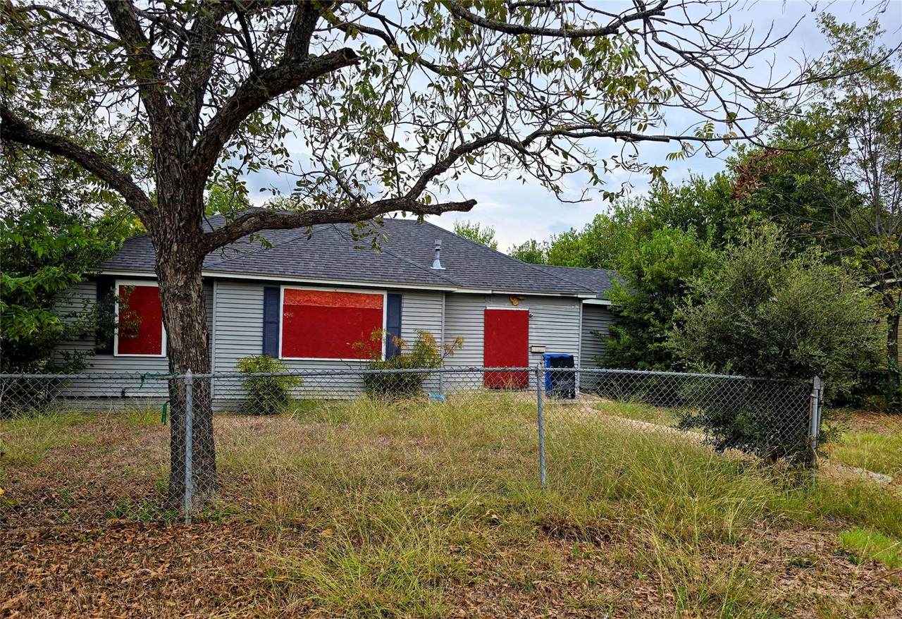 https://bt-photos.global.ssl.fastly.net/austin/1280_boomver_2_1980150-2.jpg
