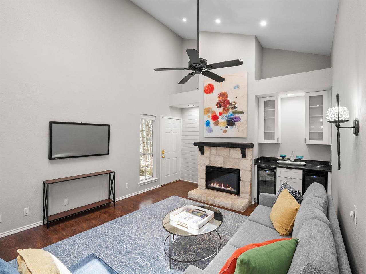 3809 Spicewood Springs Rd - Photo 1