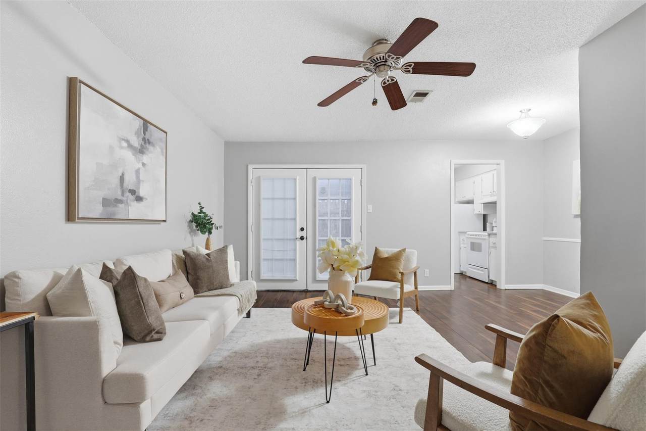 3505 Greystone Dr - Photo 1