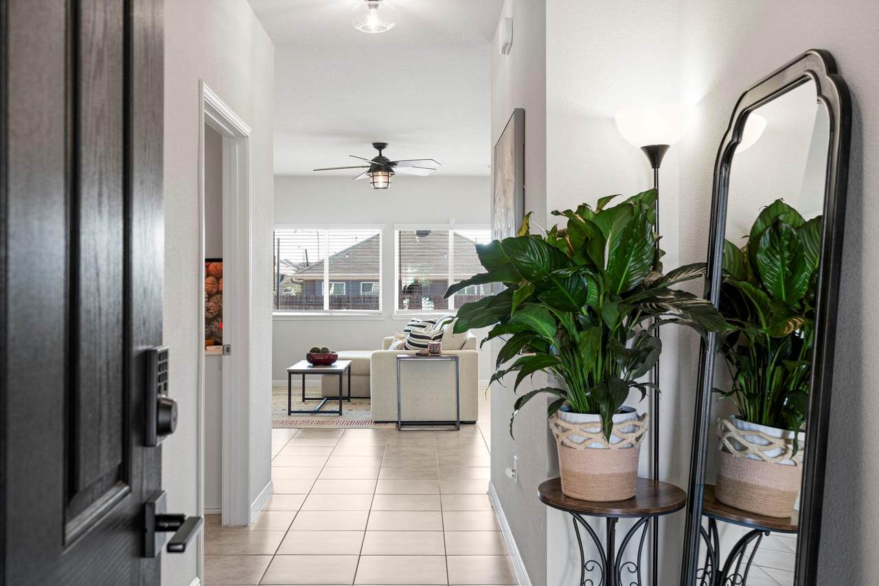 10305 Bankhead Dr - Photo 1