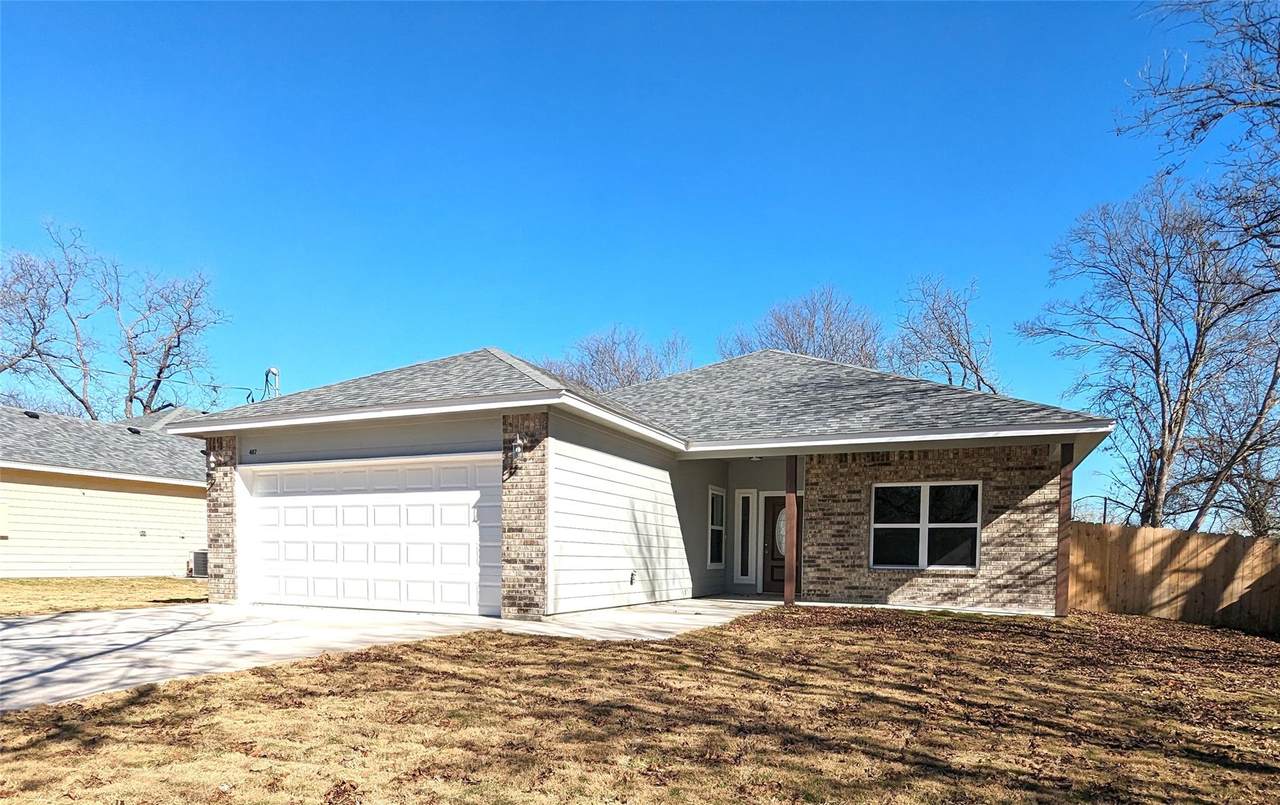 407 Gamel St - Photo 1