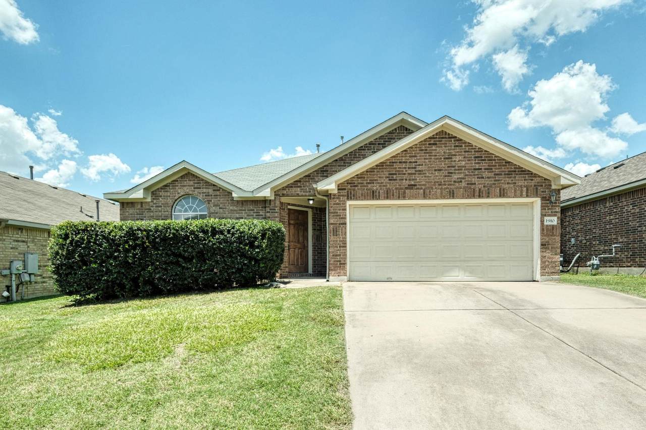 1910 Rachel Ln - Photo 1