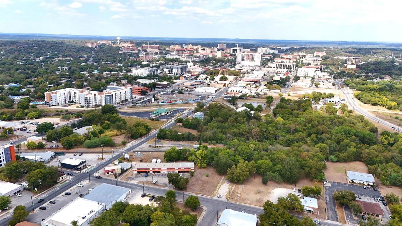 209 Cheatham St - Photo 1