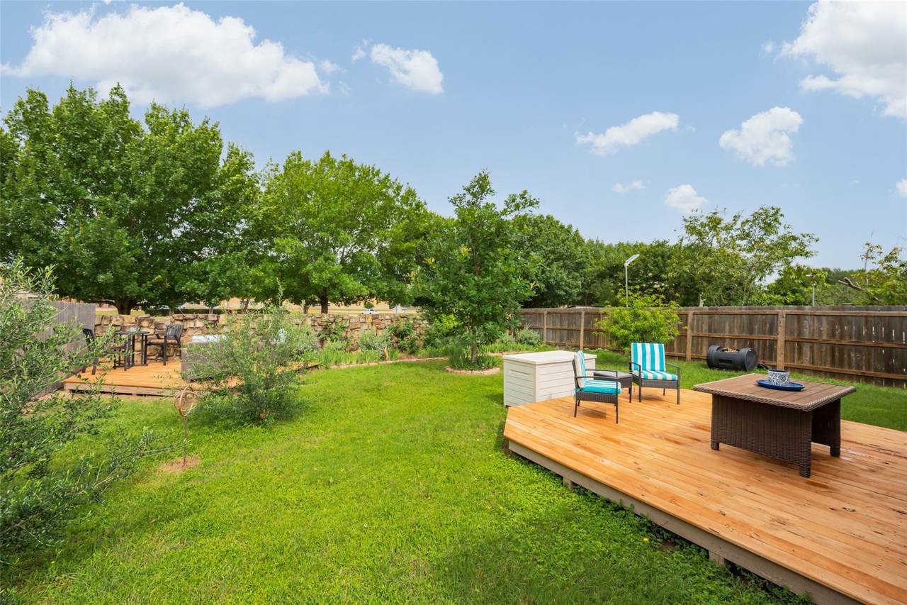 https://bt-photos.global.ssl.fastly.net/austin/1280_boomver_1_2193716-2.jpg