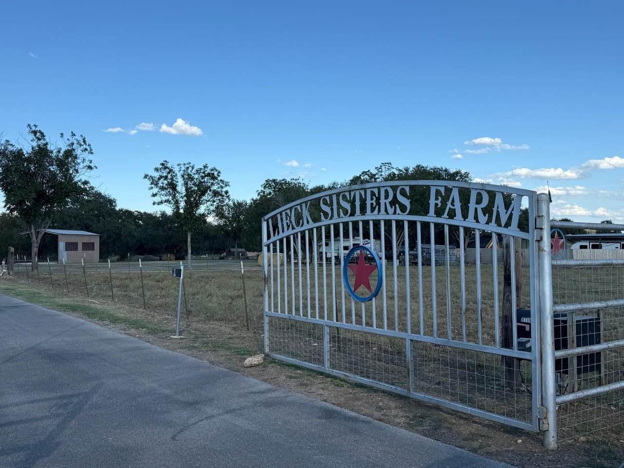 https://bt-photos.global.ssl.fastly.net/austin/orig_boomver_1_2199034-2.jpg