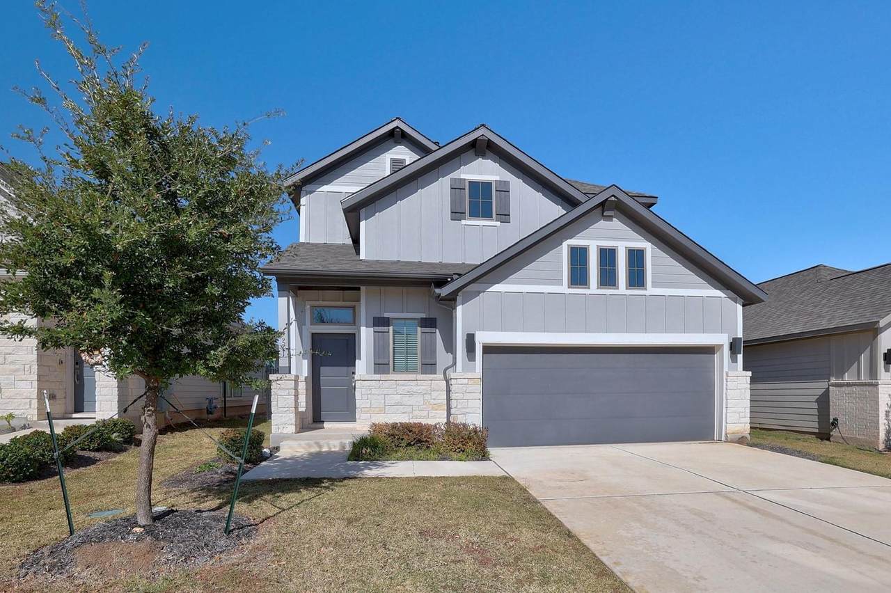 221 Banyon Dr - Photo 1